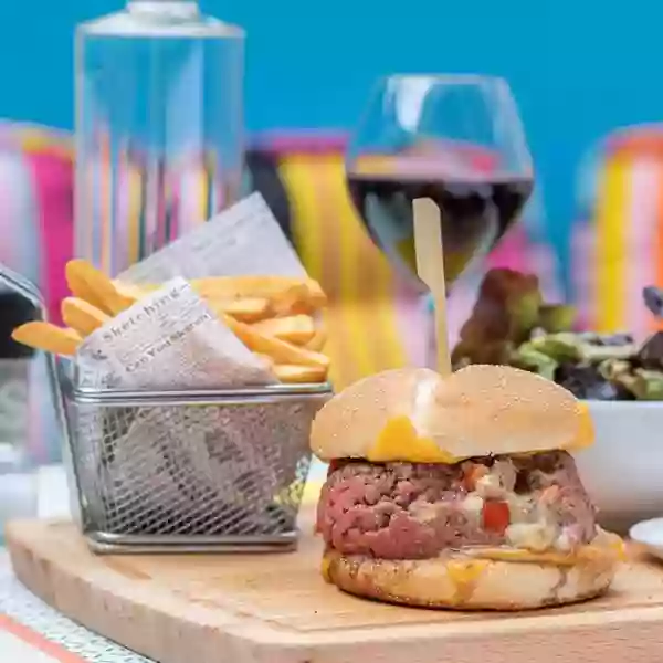 Le Restaurant - La Petite Cuisine - Gardanne - Restaurant Burger